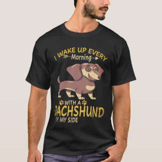 18 Ik word elke ochtend wakker met een takshond na T-shirt