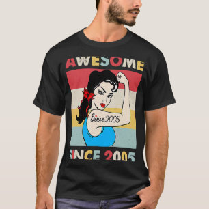 18 jaar Geweldige sinds 2005 18e verjaardag T-shirt