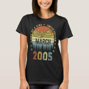 18 jaar Geweldige sinds maart 2005 18e geboorte T-shirt