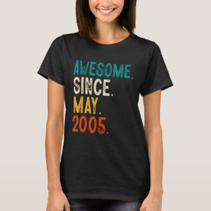 18 jaar oud Geweldige sinds mei 2005 18e verjaarda T-shirt