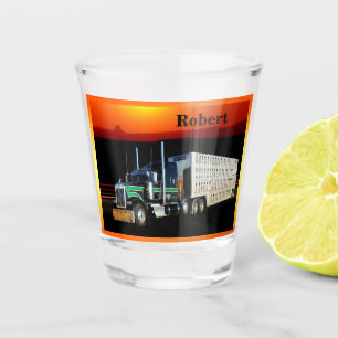 18 Wielvee Vrachtwagen op zonsondergang Shot Glas