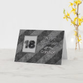 18de VERJAARDAG, Kleinzoon, Grijze Strepen Grunge Kaart (Gele Bloem)