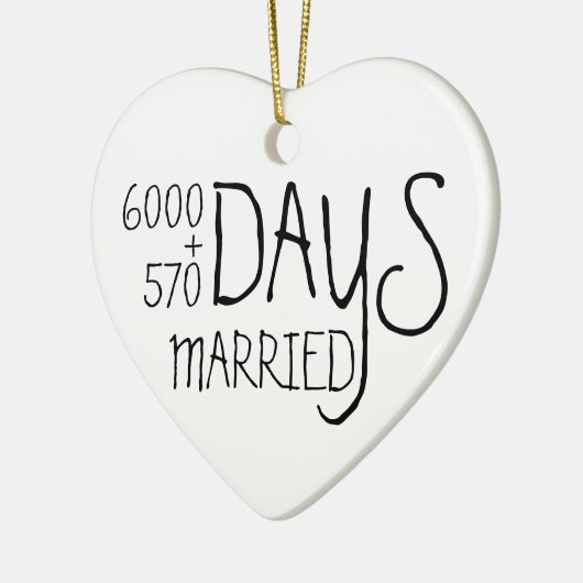 18e bruiloft ter gelegenheid van de achttiende ver keramisch ornament (Links)