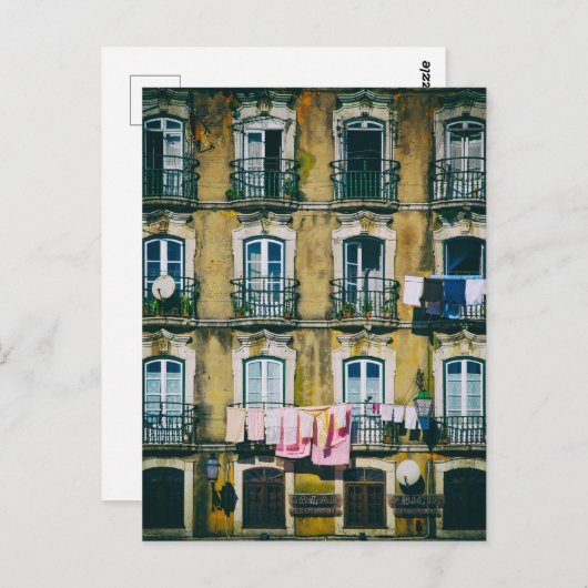 18e eeuw vervallen gebouw in Alfama district. Liss Briefkaart (Voorkant / Achterkant)