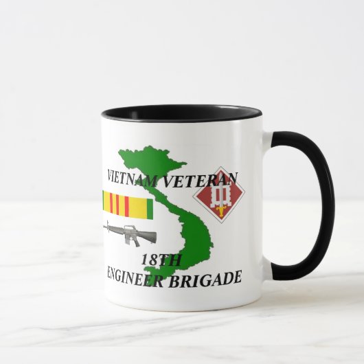 18e Engelstalige Koffiebrigade Vietnam Veteraan Ko Mok (Rechts)