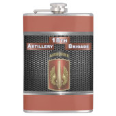 18e veldartillerijbrigade in de lucht heupfles (Voorkant)