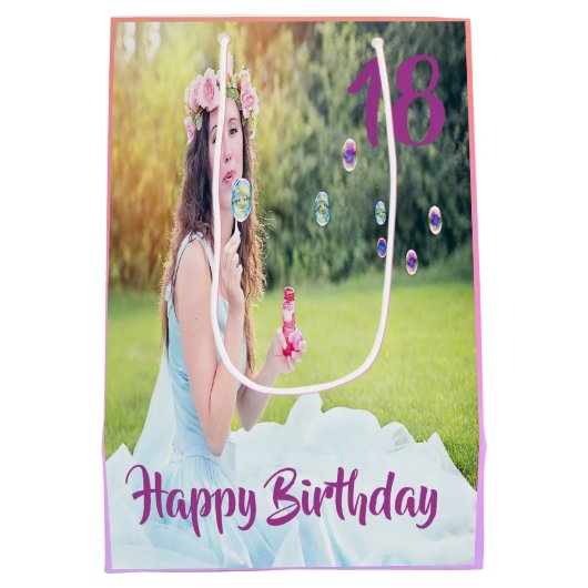 18e verjaardag aangepast foto paars medium cadeauzakje (Achterkant)
