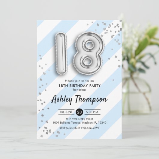 18e verjaardag - Blauwe Strepen en Zilveren Ballon Kaart (Staand voorkant)