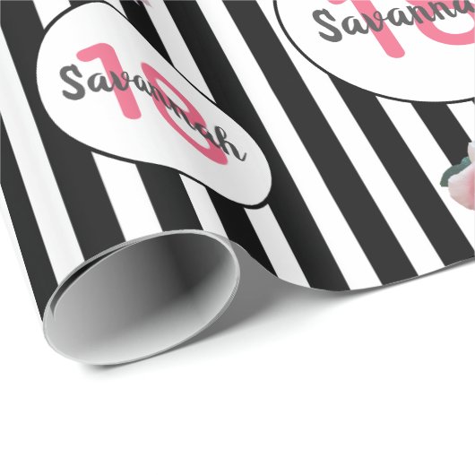 18e verjaardag roze glitters zwarte witte strepen cadeaupapier (Rol Hoek)