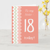 18e verjaardag voor Zuster, Koraal, Mint Chevrons Kaart (Gele Bloem)