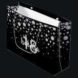 18th birthday black white name glamorous diamonds groot cadeauzakje<br><div class="desc">An elegant and glamorous 18th birthday gift bag. Black backdrop and nep-diamonds. Templates for a name and age 18. White and gray kleured letters. The name is written with a hand-lettered style script.</div>