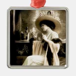 1900 Parisian Woman Drink Champagne Metalen Ornament