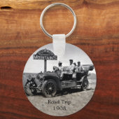 1908 Road Trip Sleutelhanger (Voorkant)