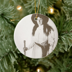 1910 Foto Portret van een Cowgirl met een Geweer Keramisch Ornament
