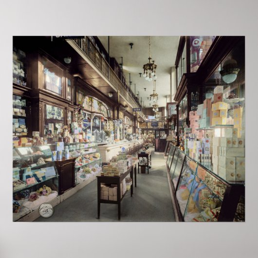 1910 Pharmacy - Pennsylvania Station, New York Poster (Voorkant)