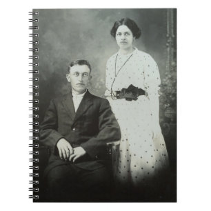 1914 Mr & Mrs Hill RPPC B&W Foto Paar Afbeelding Notitieboek