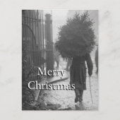 1915: Een militair die een Kerstmisboom dragen Feestdagenkaart (Voorkant)