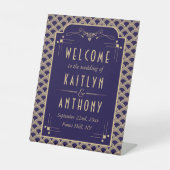 1920's Art Deco Gatsby Bruiloft Welkom Reclamebord Met Voetstuk (Voorkant)