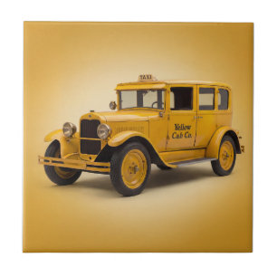 1920's Gele Taxi Op Gele Achtergrond Tegeltje