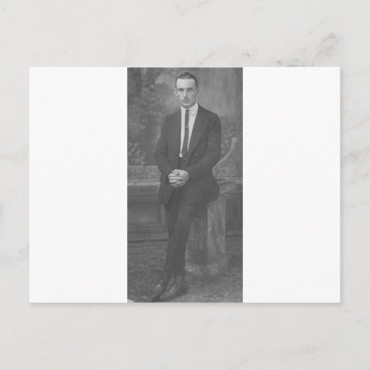 1920's Man Standing Briefkaart (Voorkant)