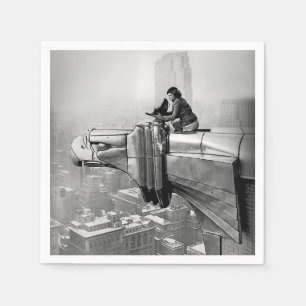 1935 Margaret Bourke in New York City Servet