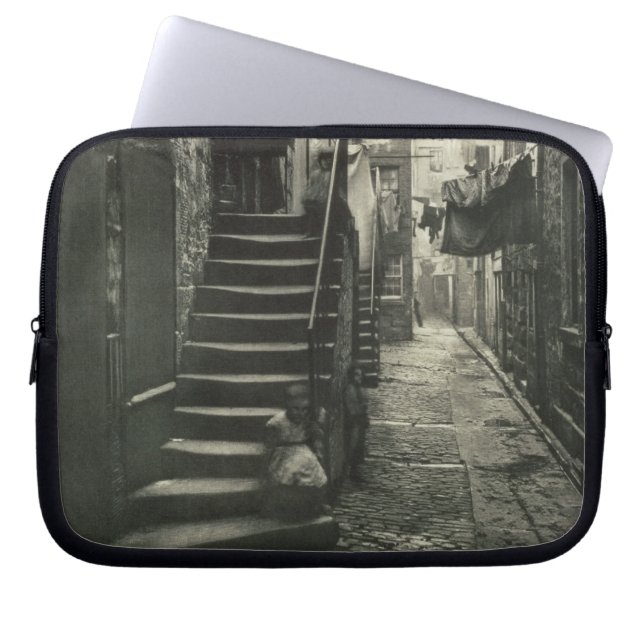 193, 17-27 High Street, Glasgow, uit 'O Laptop Sleeve (Voorkant)