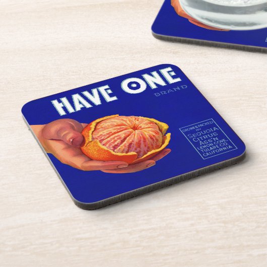 1940 heeft één oranje krattenlabel bier onderzetter (Linkerzijde)