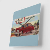 1941 Nash automobile & Vierkante Klok (Hoek)