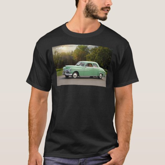 1950 DeSoto Deluxe Club Coupe Classic T-Shirt (Voorkant)
