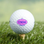 1950 Editable 70th Birthday roze gepersonaliseerd Golfballen<br><div class="desc">1950 Bewerkbare 70e Verjaardag Roze Gepersonaliseerde Golfballen voor de coole vader,  papa,  oom,  broer neef golfer. Voeg zijn voornaam,  achternaam of monogram toe.</div>
