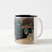 1953 Chevy Pickup Truck green  Santa Tweekleurige Koffiemok (Voorkant rechts)