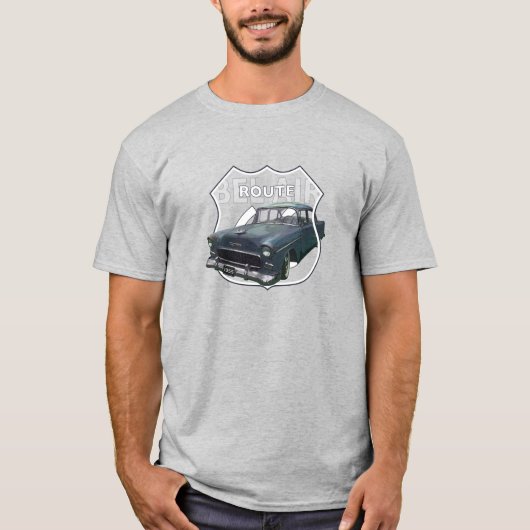 1955 Chevrolet Bel Air. 55 Blauwe Chevy. Route 66. T-shirt (Voorkant)