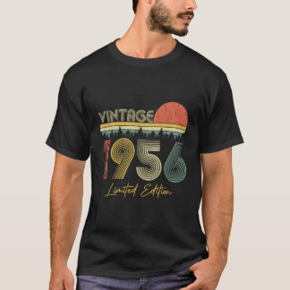 1956 Bruiloft Jubileum geboren in 1956 Py T-shirt