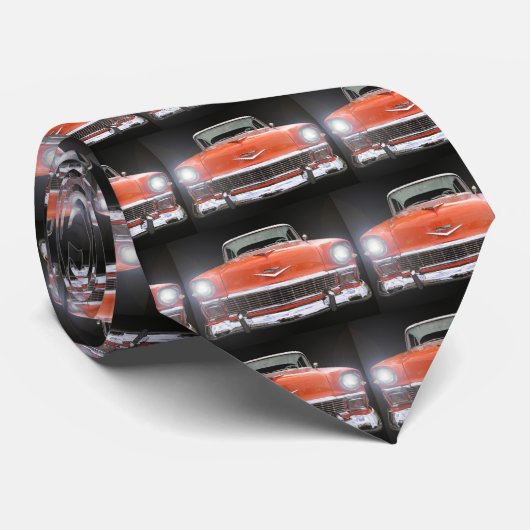 1956 CHEVY "LIGHTS ON" STROPDAS (Opgerold)