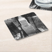 1960:  Een uitzicht van een wolkenkrabber uit Chic Kartonnen Onderzetters (Schuin)