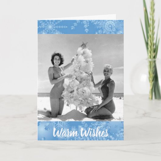 1960's Bathing Beauties & Christmas Tree on Beach Feestdagen Kaart (Voorkant)