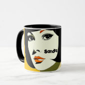 1960s stijl meisje met zwarte bob, bewerkbare naam mok (Voorkant links)