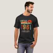  1961 61ste verjaardag 61 jaar oud t-shirt (Voorkant volledig)