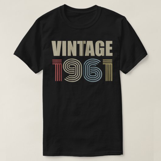 1961 Funny 60th Birthday Zip T-shirt (Design voorkant)