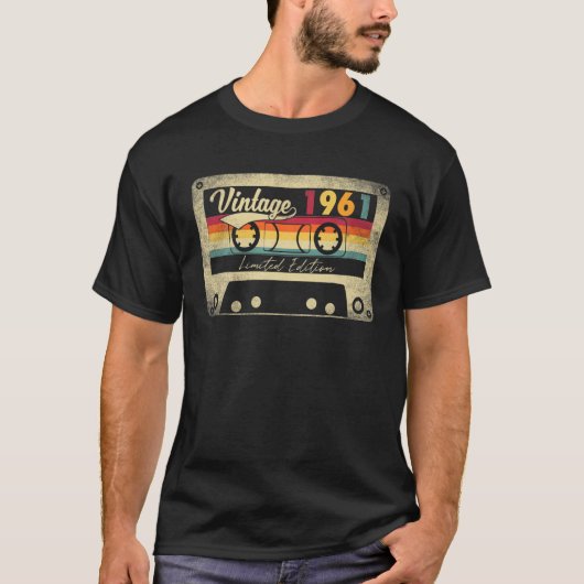  1961 Retro 61St Birthday Gift Limited Edit T-shirt (Voorkant)