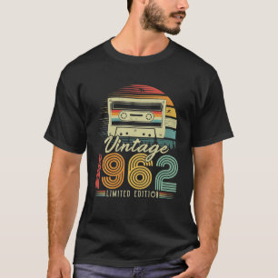 1962 Retro Cassette 1962 60th Birthday 60 T-shirt
