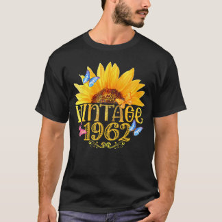 1962 Zonnebloem Bloemvlinder Grappig 62e verjaarda T-shirt