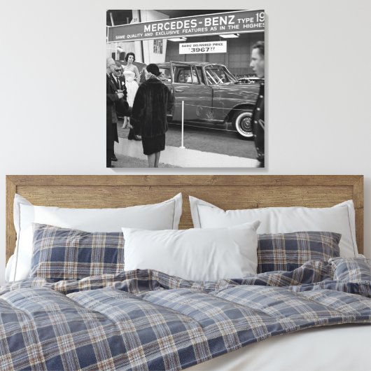 1963 Auto Show Mercedes-Benz Canvas Afdruk (Insitu (Slaapkamer))