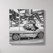 1963 Chicago Auto Show Woman Model in Triumph Car Canvas Afdruk (Voorkant)