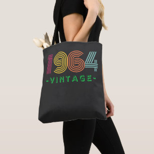 1964 . Geboren in 1964 toen hij 60 werd in 2024. Tote Bag