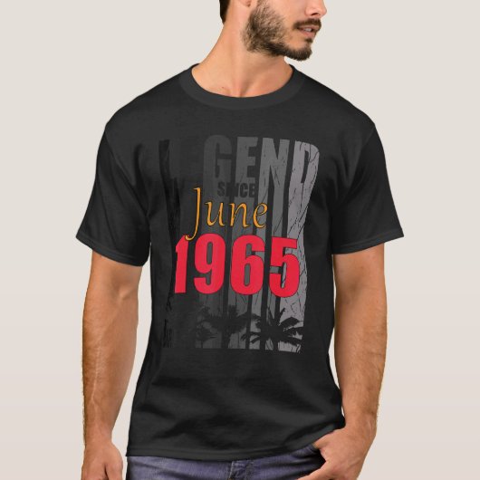 1965 Geboren in juni Gezegde T-shirt (Voorkant)