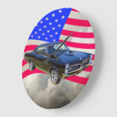 1967 Pontiac GTO and American Flag Grote Klok (Hoek)