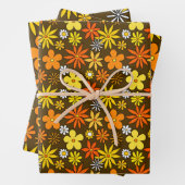 1970s Style Floral Pattern Wrapping Paper Set (In situ)