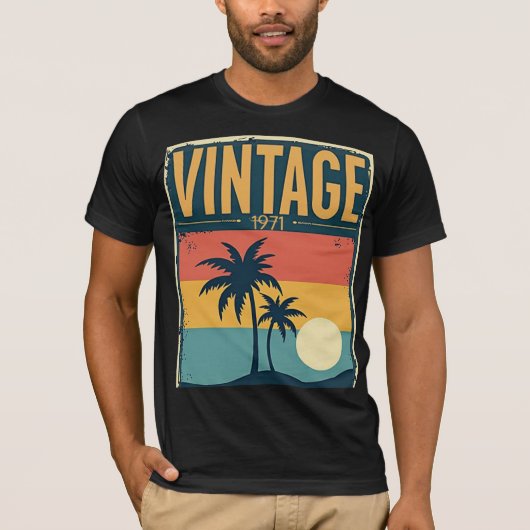 1971 Tropische Sunset Palmbomen Retro Vibe T-shirt (Voorkant)