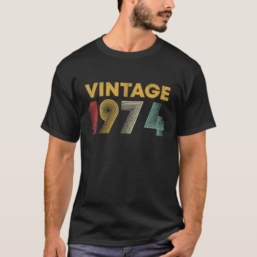  1974 47e verjaardag Gift 47 jaar oud T-shirt (Voorkant)